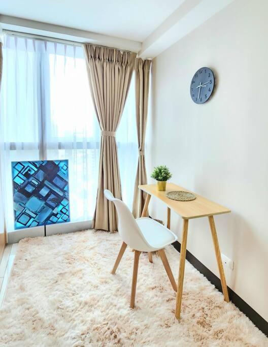 Cosy Executive 1 Bedroom Uptown Parksuites Ultra Fast Internet Manila Ngoại thất bức ảnh